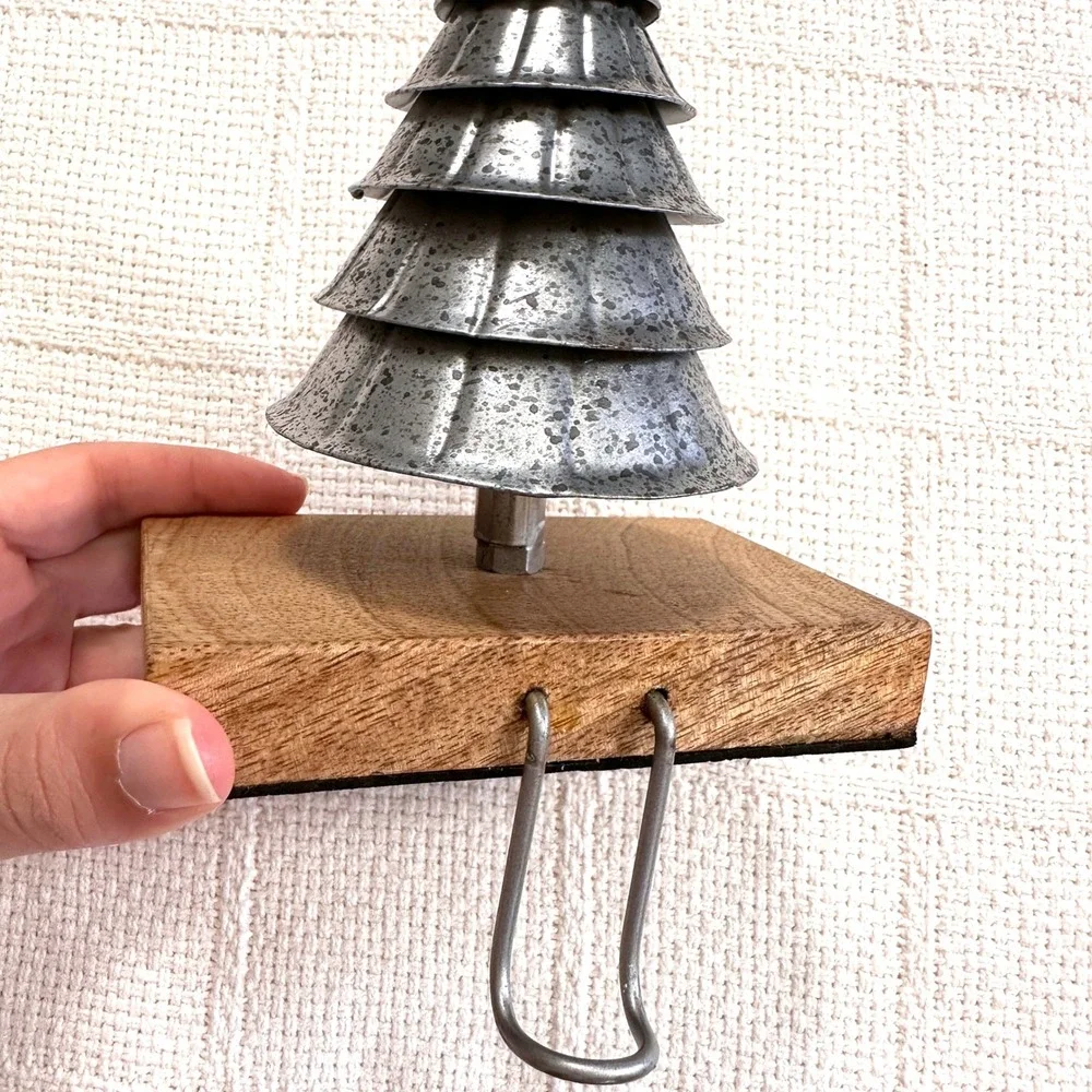 Christmas Stocking Holder Tree Hangers‎ Primitive Metal Wood Farmhouse Rustic